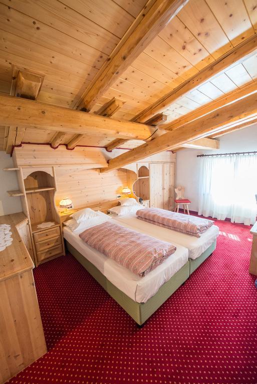 Hotel Garni Norma Madonna di Campiglio Exterior photo