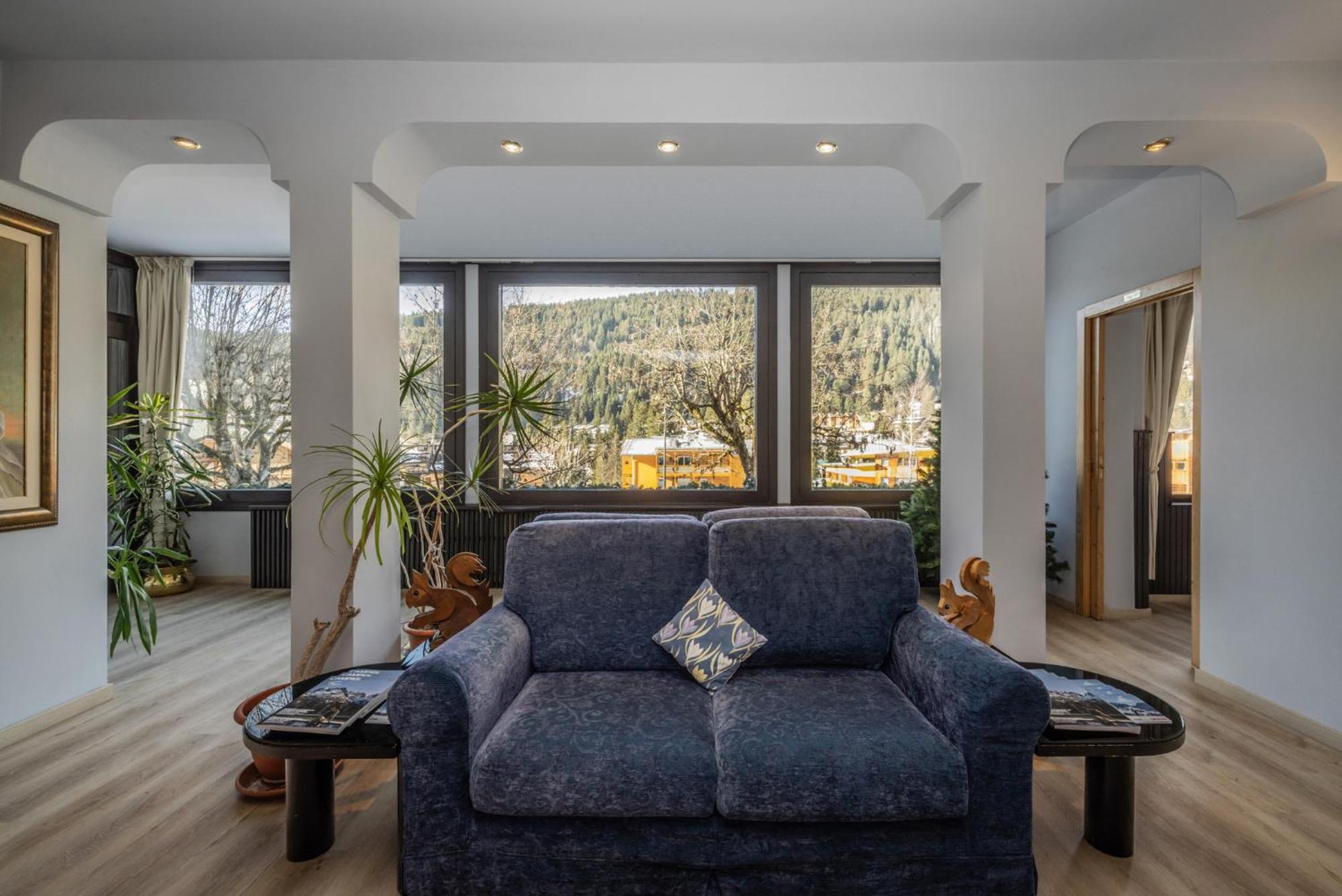 Hotel Garni Norma Madonna di Campiglio Exterior photo